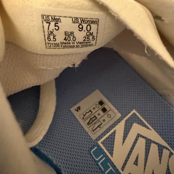 Vans Blue and White UltraRange Size 9 - Picture 5 of 6
